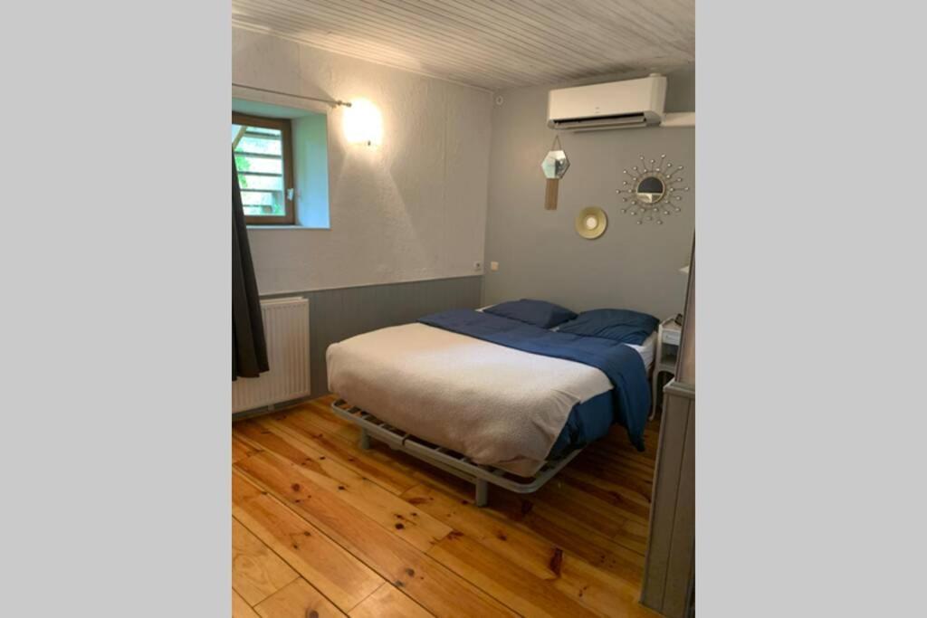 Le gîte de la vallée du Douctouyre Dun Extérieur photo